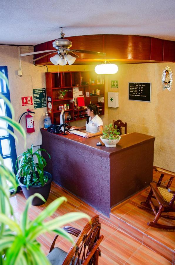 Hotel Villa Angeles Campeche Exteriör bild